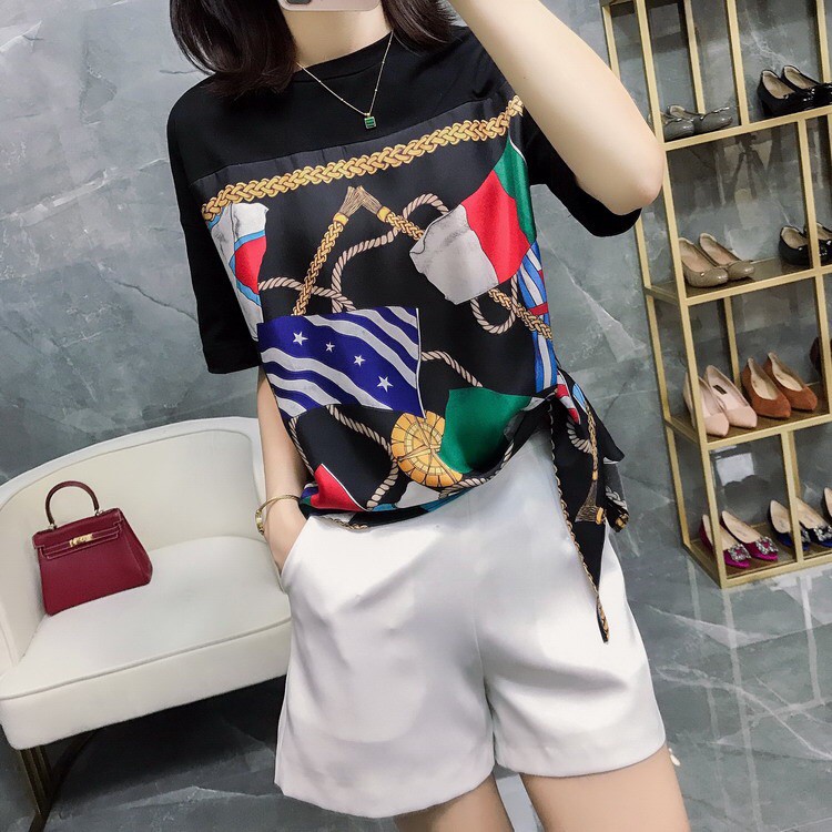 Áo Khoác Lụa Dáng Rộng In Họa Tiết Xinh Xắn Dành Cho Nữ 2020 | BigBuy360 - bigbuy360.vn