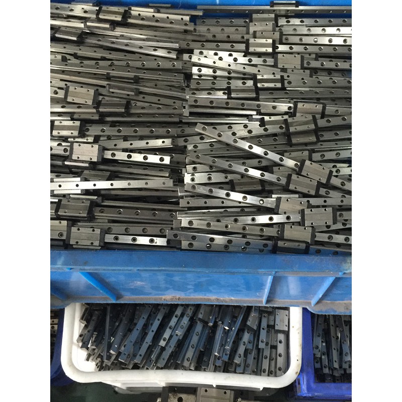 Ray trượt vuông STA9. dài  275mm mới 1block