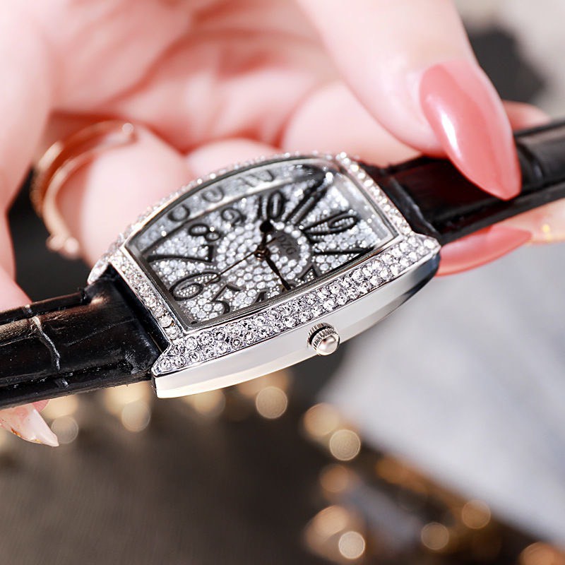 Đồng Hồ Nữ Mẫu Siêu Sang DZG PLATINUM, Mặt Chống Xước, Chống Nước, Dây Da Cao Cấp | BigBuy360 - bigbuy360.vn