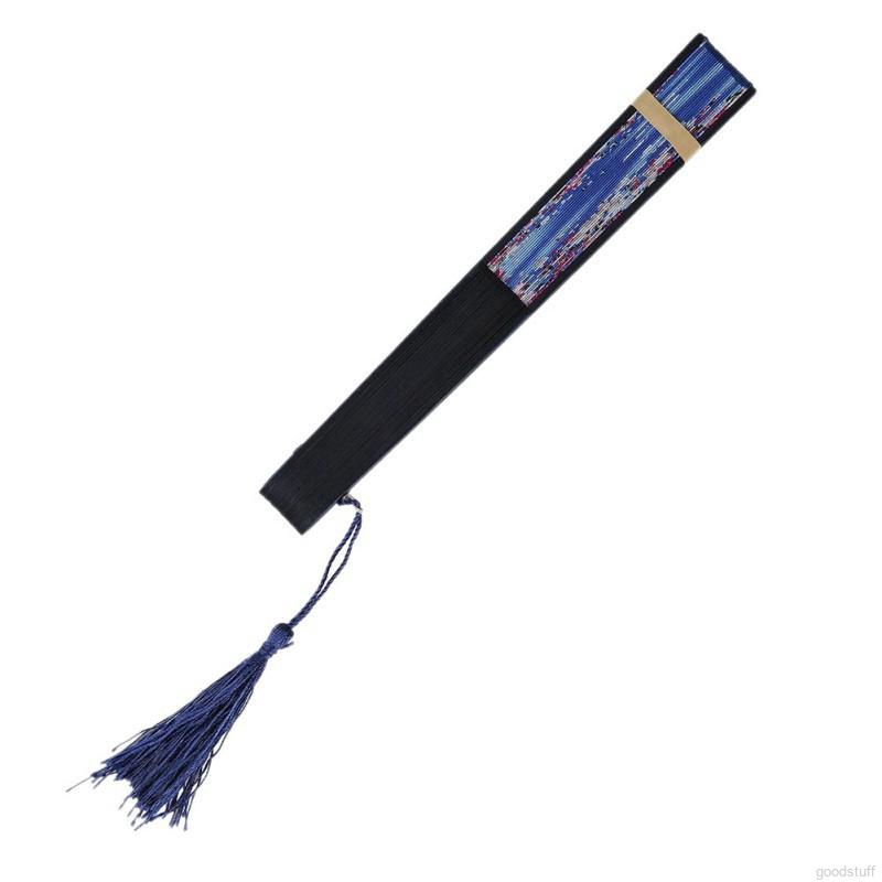 Quạt cầm tay handmade phong cách vintage