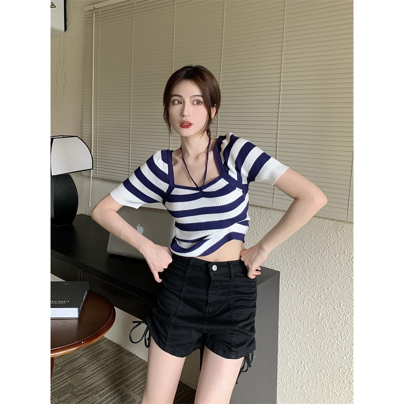 Áo Dệt Kim Kẻ Sọc Trễ Vai Thắt Dây Thời Trang Hàn Quốc