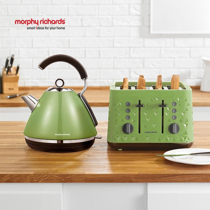 Ấm đun nước siêu tốc cao cấp Morphy Richards MR7456A 1.5L - Hàng Nhập Khẩu