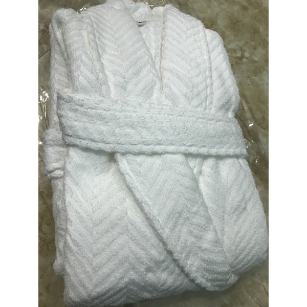 Áo Choàng Tắm Khách Sạn 900gram Chất Cotton Mềm Mại Kiểu Dáng Unisex Nam Nữ Sang Trọng Hiện Đại