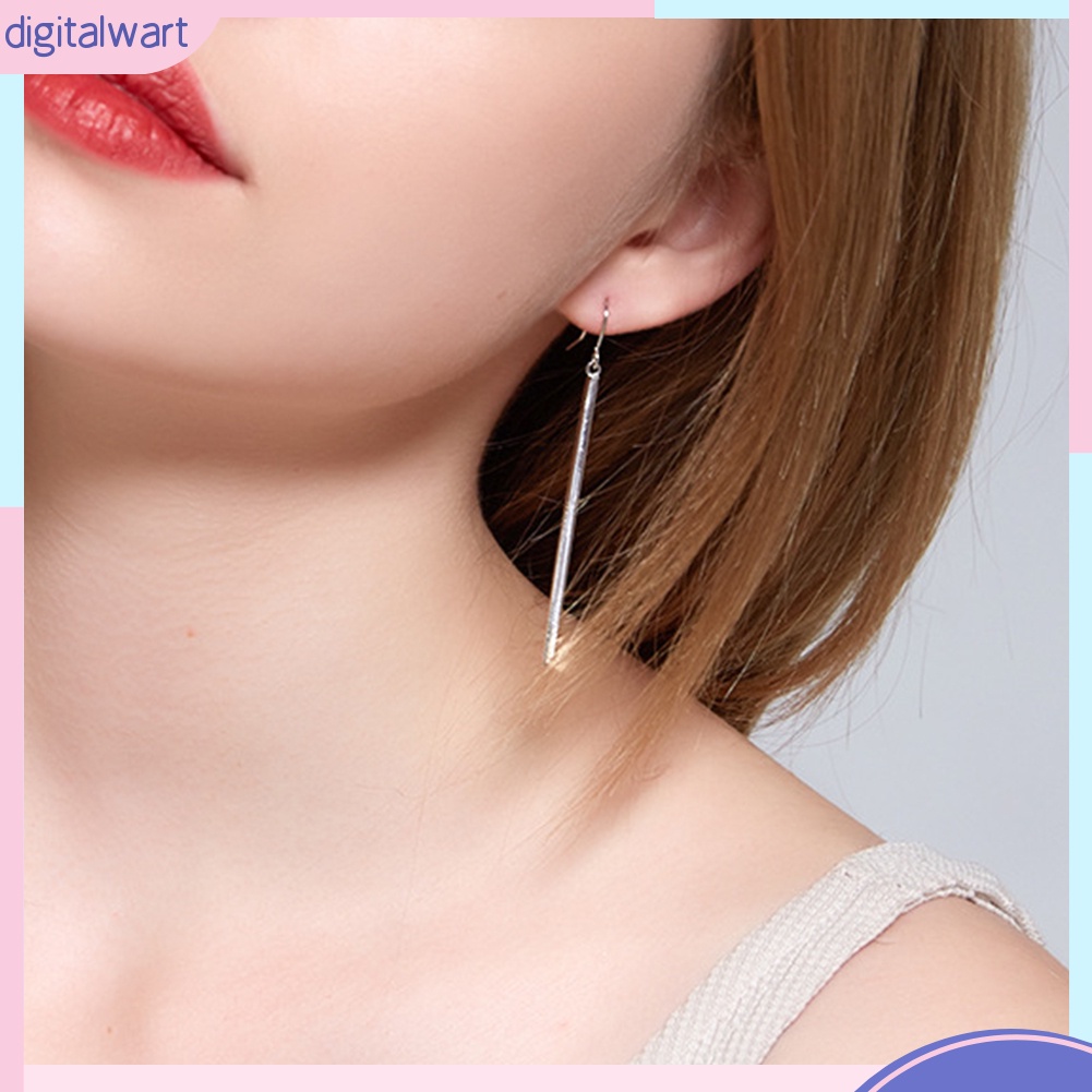 Khuyên tai dáng dài thời trang phong cách cho nữ