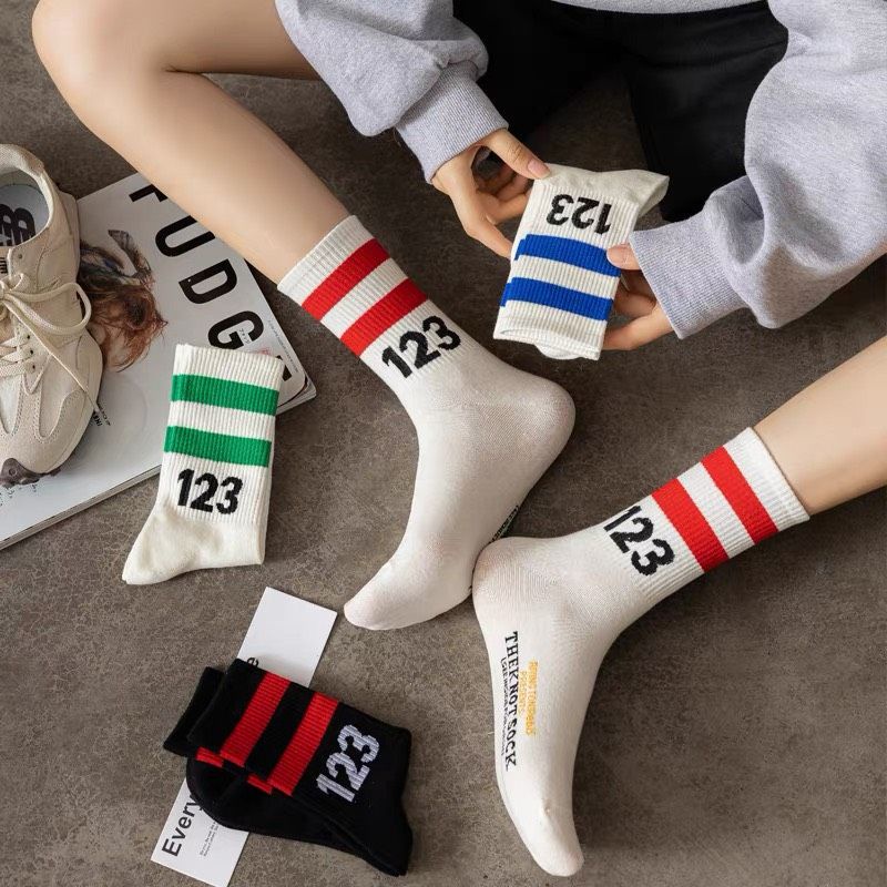 Tất Cổ Cao Nam Nữ Cotton Số 123 Phối Viền Kẻ Màu Cá TÍnh.