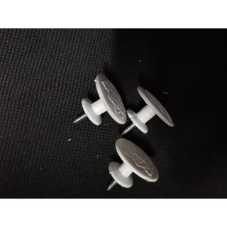 Núm buộc rèm cửa - số lượng 1 cái
