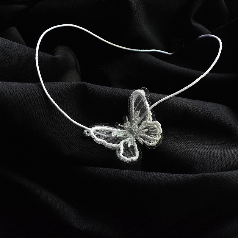 Vòng cổ hình bướm độc đáo thời trang cho nữ | BigBuy360 - bigbuy360.vn