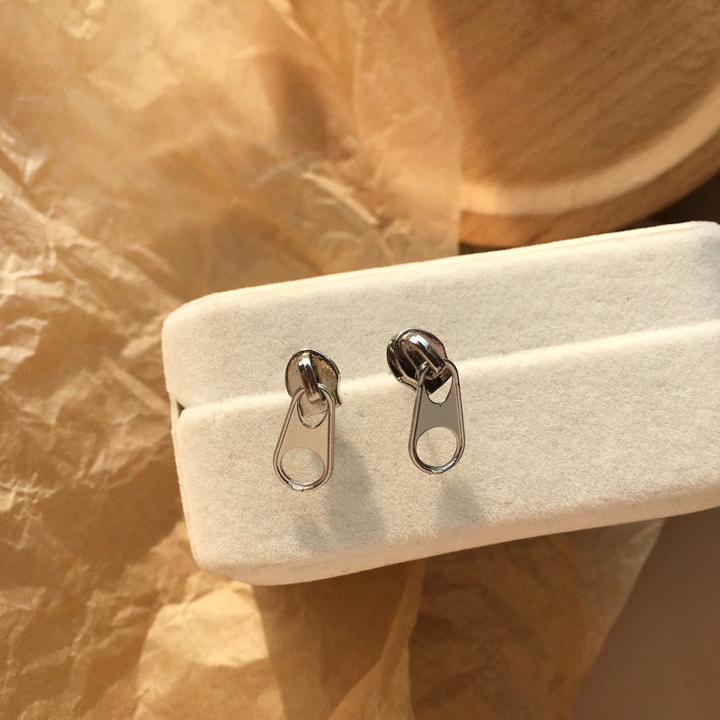 [Augustcloth | AugustJewelry] Bông tai/ Hoa tai hợp kim khóa áo phong cách Hàn Quốc