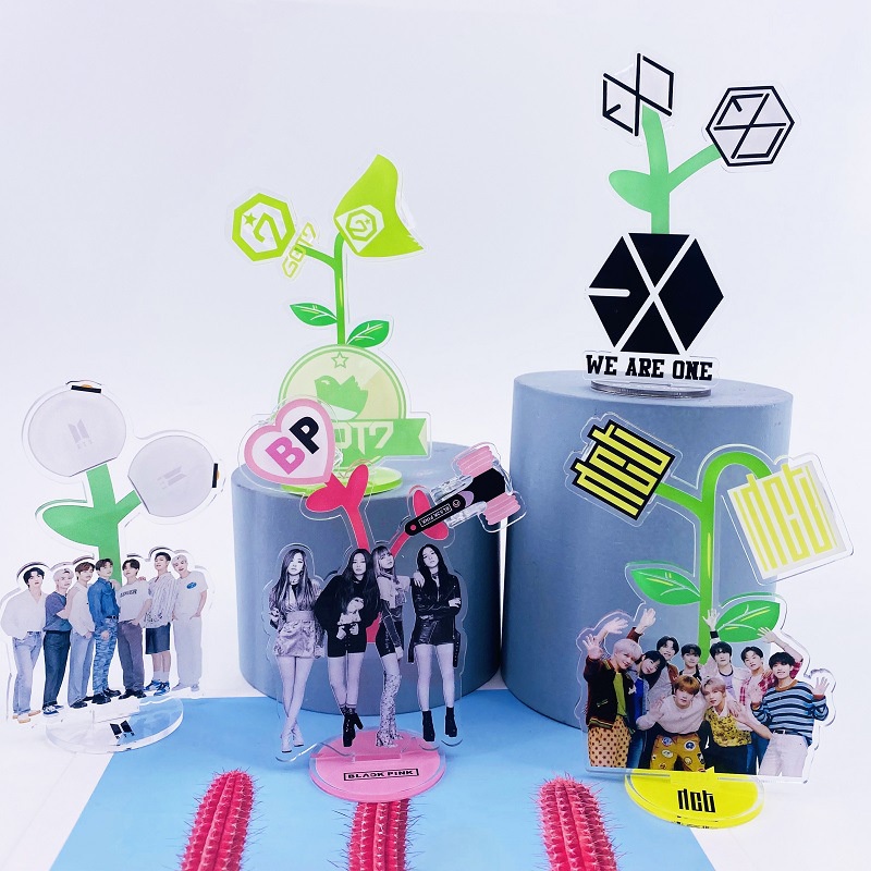 Mô Hình Đứng Bằng Acrylic Hình Các Thành Viên Nhóm Nhạc Kpop BTS Bangtan Boys Blackpink Nct Exo