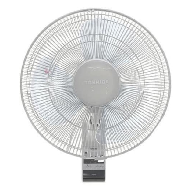 Quạt treo tường Toshiba