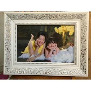 Khung hình 20x30. Có kính
