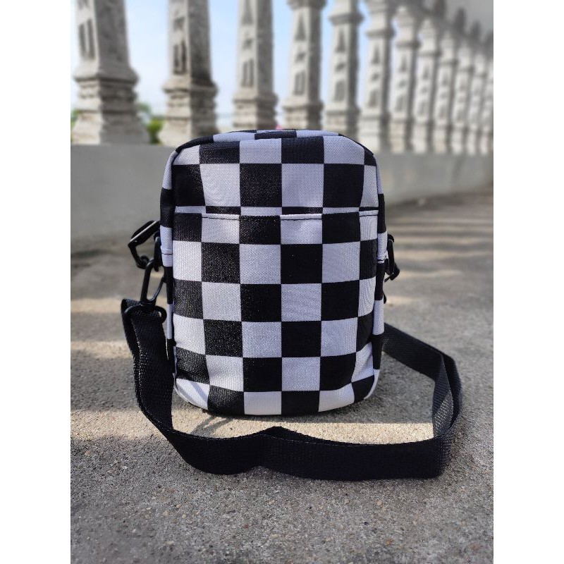 Túi đeo chéo minibag đeo chéo Vans caro [Giá tri ân] | BigBuy360 - bigbuy360.vn