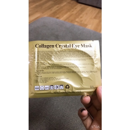 Mặt nạ mắt Crystal Collagen Gold bổ sung collagen và dưỡng chất giảm thâm quầng, giảm bọng mắt và nếp nhăn hiệu quả.