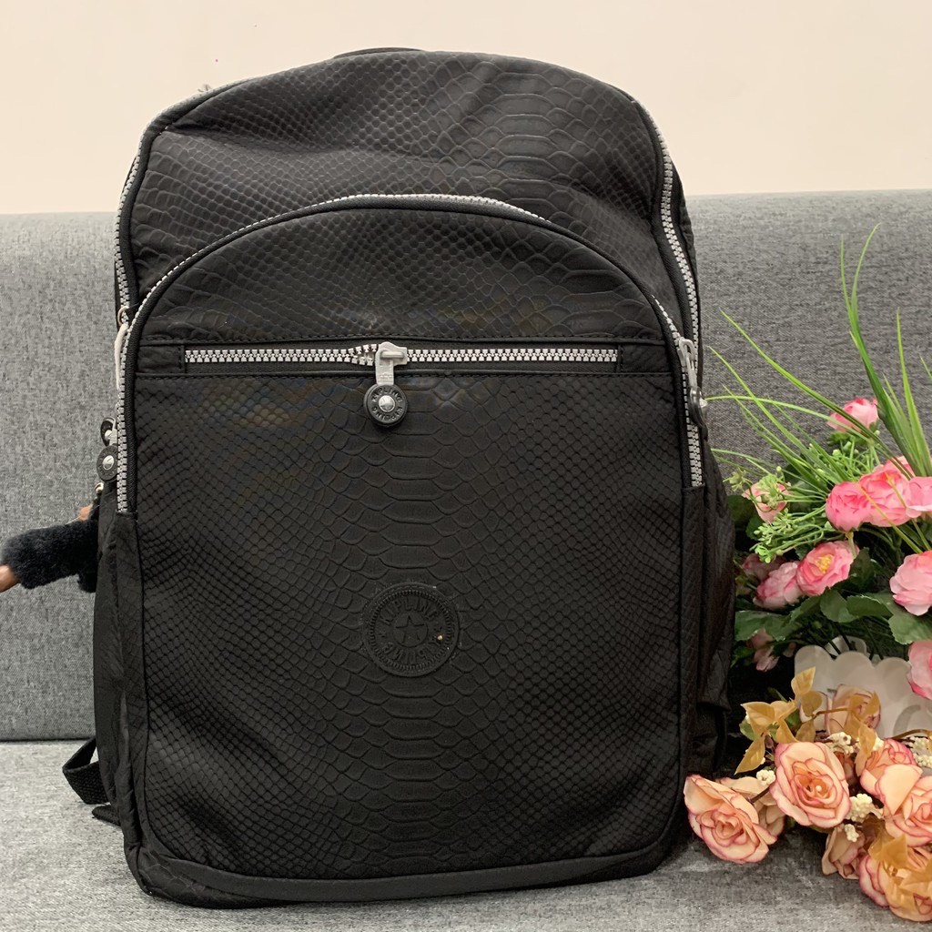 Balo vải đi học, đi làm, đi chơi thời trang cao cấp Kipling 2145. Có ngăn đựng laptop 15in, chất vải trống nước bền đẹp.