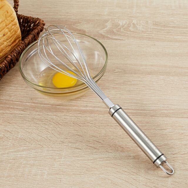 Phới đánh trứng đánh bột làm bánh