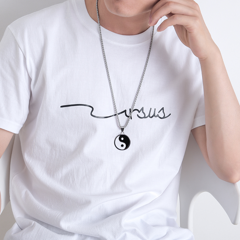 Vòng cổ mặt hình bát quái chất liệu thép không gỉ 2021