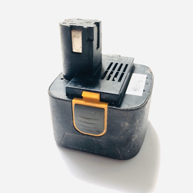 Vỏ pin national 12v