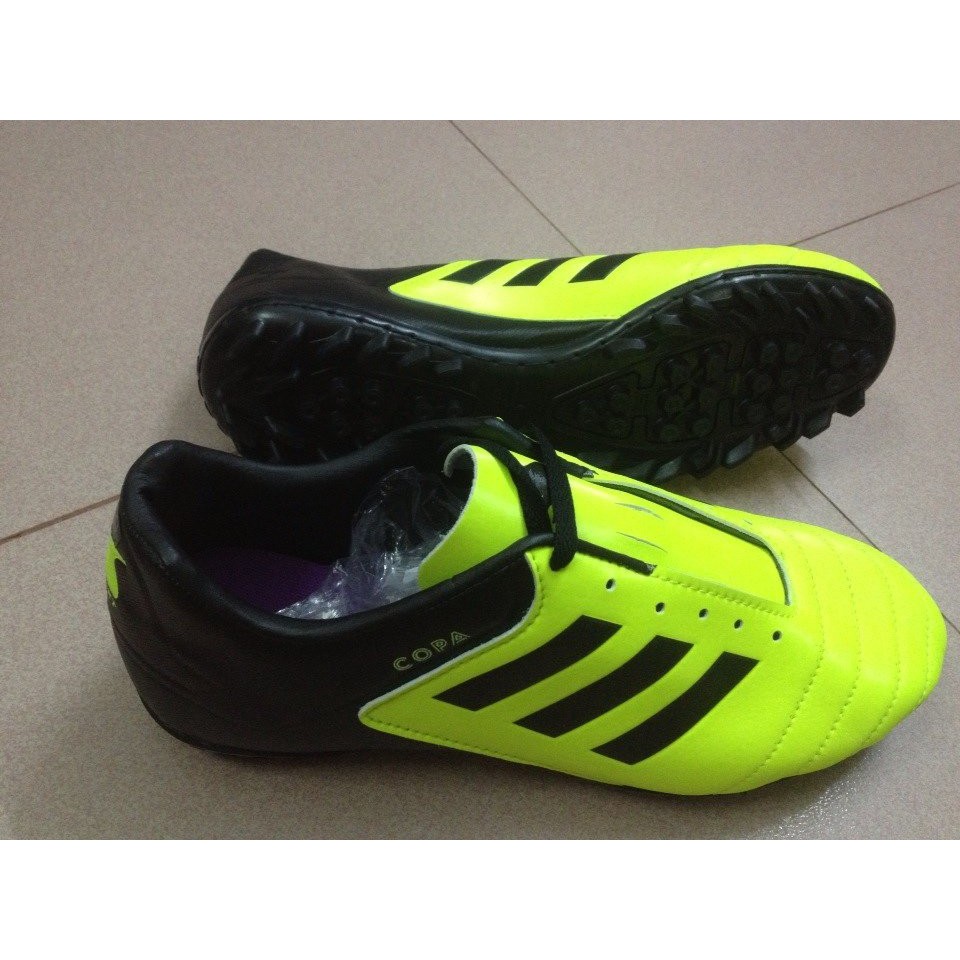 GIÀY BÓNG ĐÁ CT3 - PHỦI