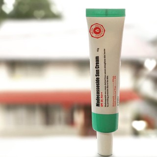 [CÓ SẴN] Kem chống nắng rau má A'pieu Madecassoside Sun Cream SPF39, PA++