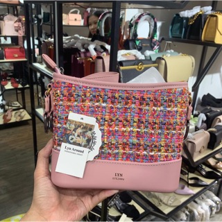 Túi LYN dáng hobo full 4 màu ( Aut tuồn)