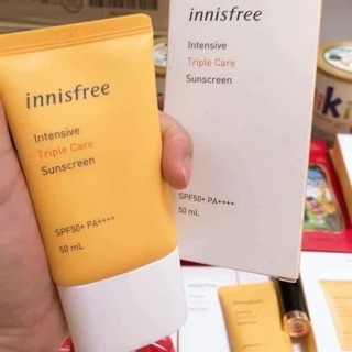 Kem chống nắng innisfree tripcare