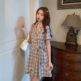 Váy caro thắt eo