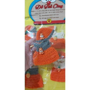 Set mủ và đầm len 5in