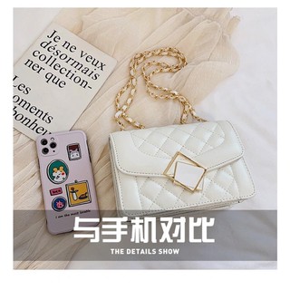 Túi đeo chéo nữ khoá thoi trám