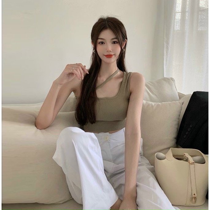 Áo bra gân tăm dây chéo có mút ôm body cá tính điệu đà thấm hút mồ hôi tốt. Áo 2 dây lệch chéo nhiều màu quyến rũ