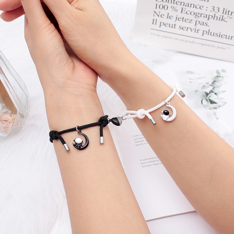 XiaoboACC Cặp vòng tay dây thừng nam châm mặt hình phi hành gia thời trang cho cặp đôi