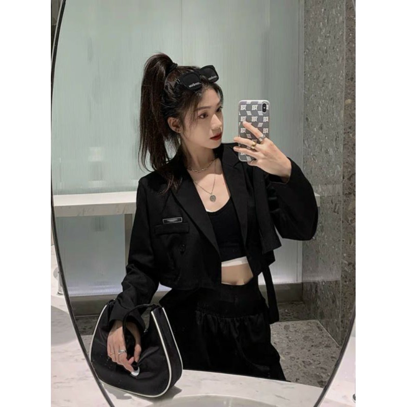 [Mã FASHION10KP giảm 10K đơn 50K] Áo khoác vest croptop thêu LOGO cao cấp sang chảnh | BigBuy360 - bigbuy360.vn