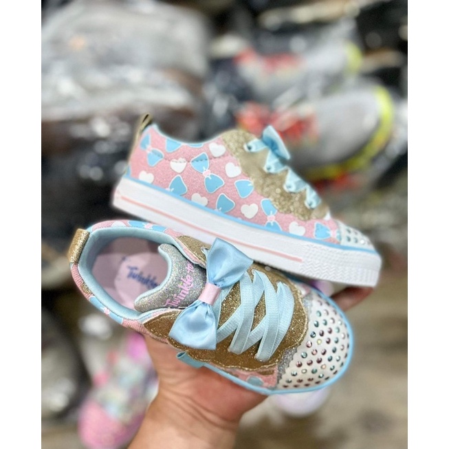 Giày Skechers đèn nháy 2022💝