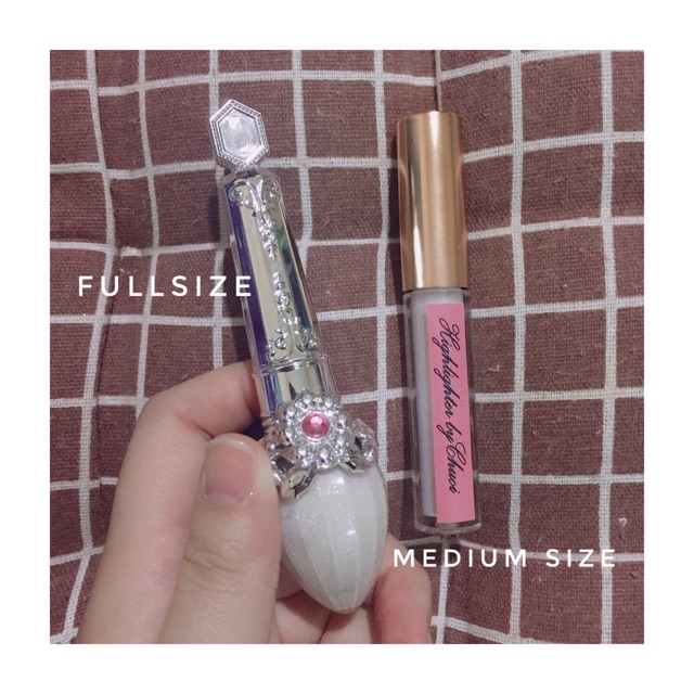 Kem bắt sáng / kem highlight trang điểm / Cream Highlighter by Chuoi. | BigBuy360 - bigbuy360.vn