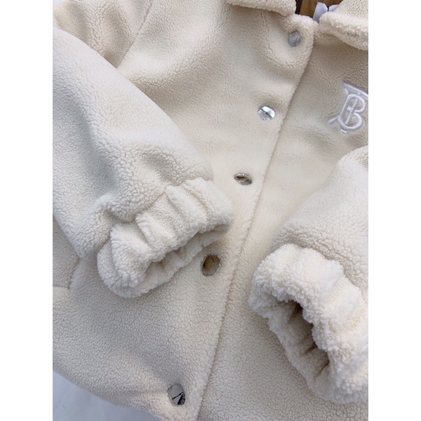 Áo khoác lông cừu nữ ngọt ngào tinh tế thương hiệu BURBERRY BBR