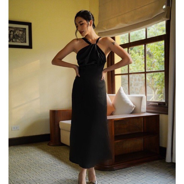 [Kisserine] Đầm lụa JOLLIE MAXI DRESS | BigBuy360 - bigbuy360.vn