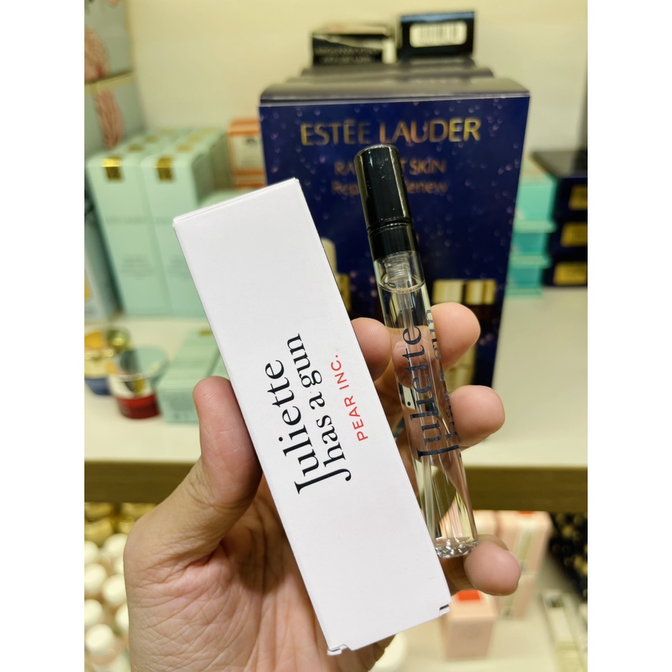 NƯỚC HOA DẠNG XỊT JULIETTE HAVE A G.U.N PEAR INC