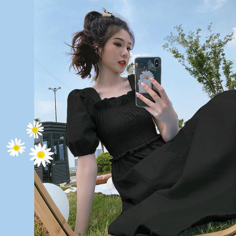 Váy tay phồng 2021 phiên bản mới của Hàn Quốc có nếp gấp và thun cotton lụa mỏng cổ vuông dài qua đầu gối váy nhỏ màu đen