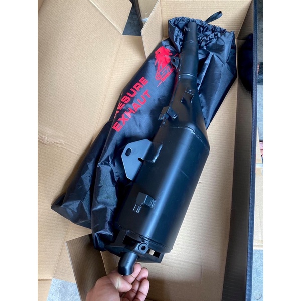 Pô STB giả zin Winner X thoáng hơn zin tăng hp,âm thanh chắc nịch.