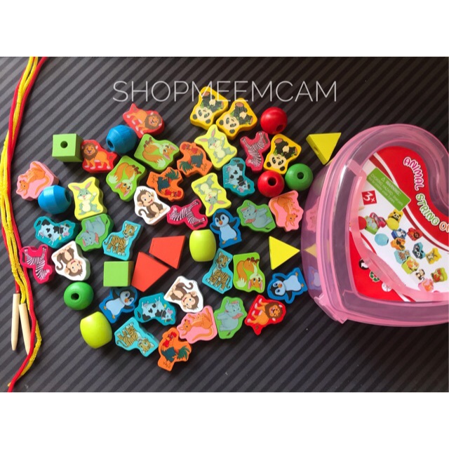 Xâu hạt gỗ trái tim rèn kỹ năng khéo léo, tập trung