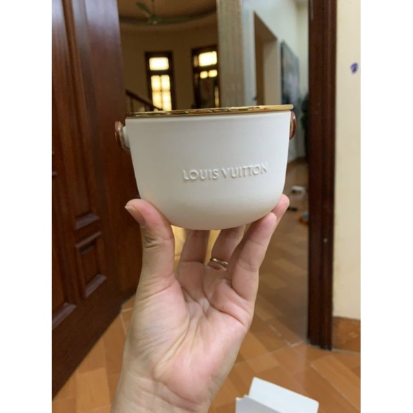 Nến thơm LV Louis Vuitton dung tích 220ml