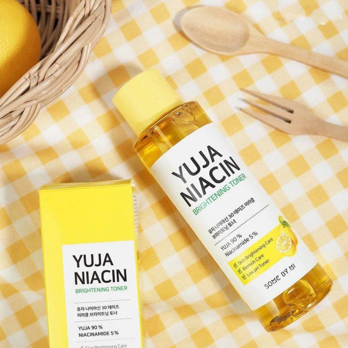 Nước Hoa Hồng Some By Mi Yuja Niacin 30Days Miracle Brightening Toner 150ml