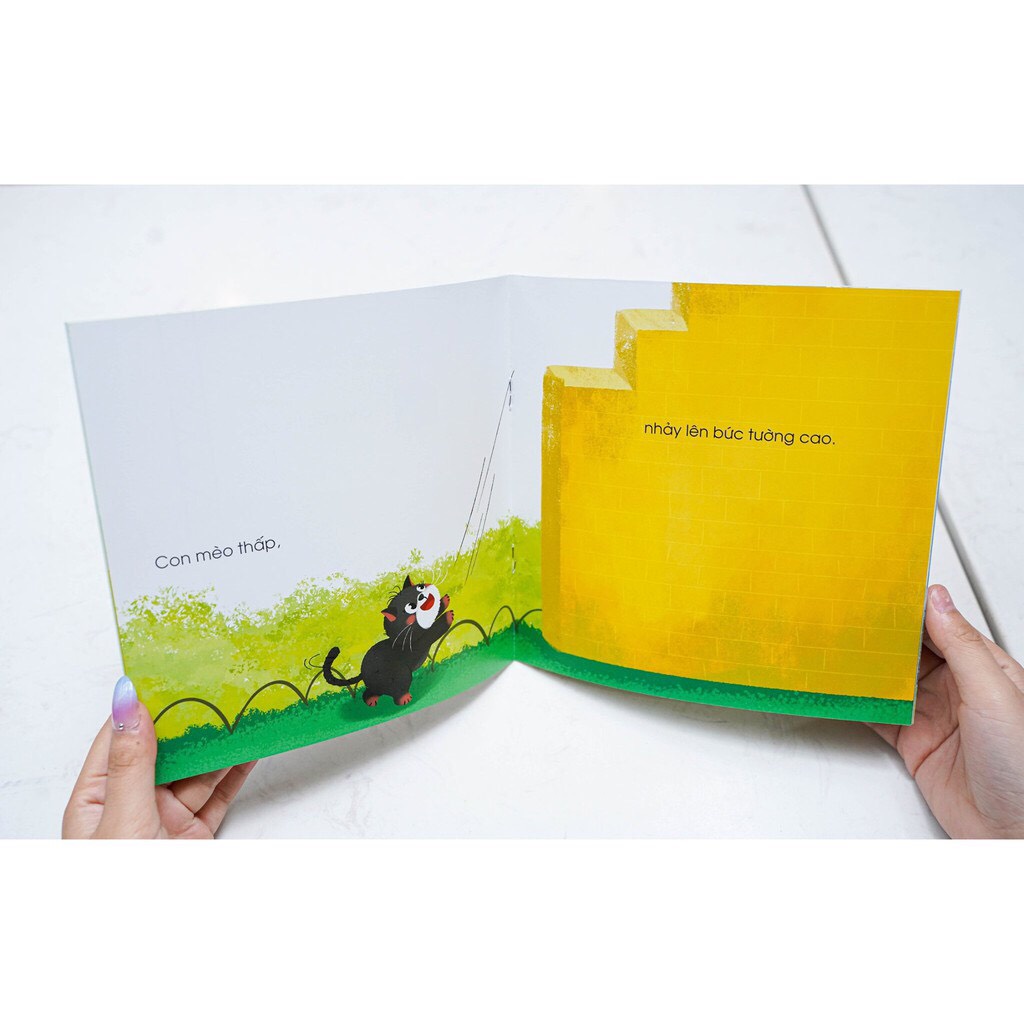 Sách - Đối lập ngộ nghĩnh  - NXB Kim Đồng