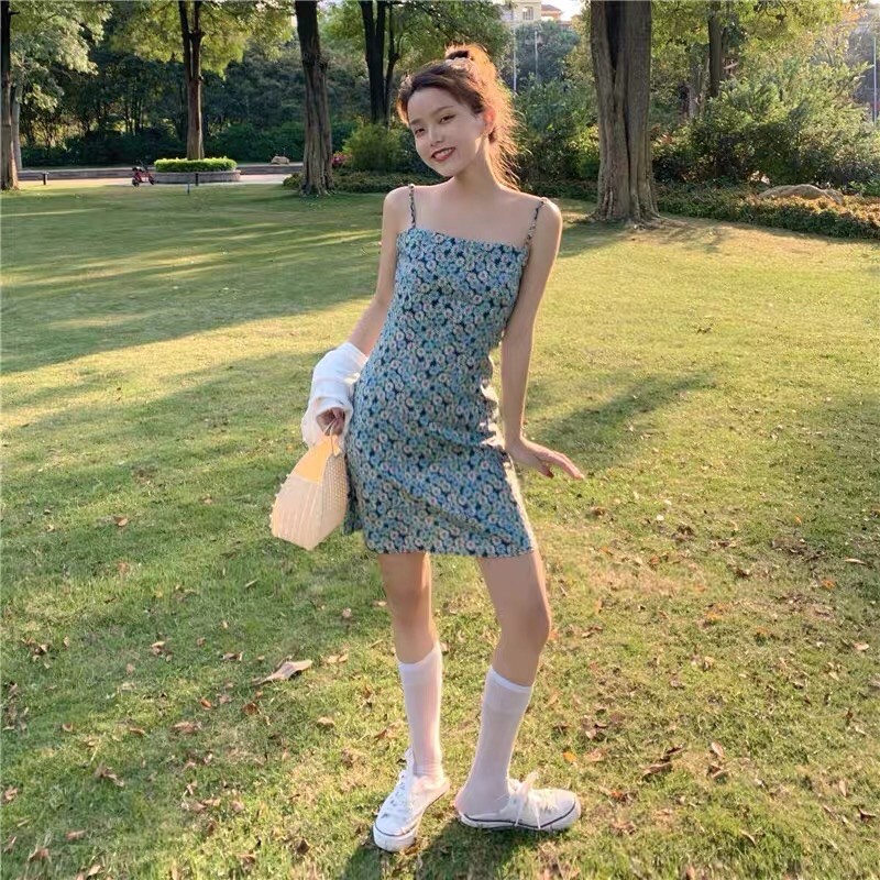 Đầm 2 dây hoa cúc