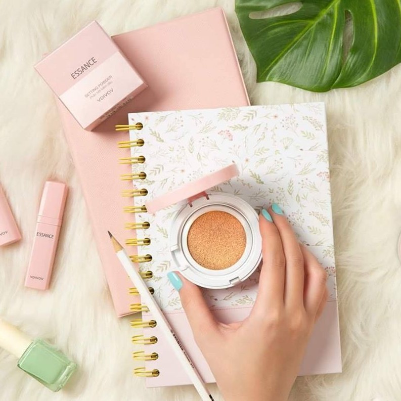 Phấn nước mịn lì mờ khuyết điểm Essance Veil Fit Cushion SPF50+ PA+++ 15g | BigBuy360 - bigbuy360.vn