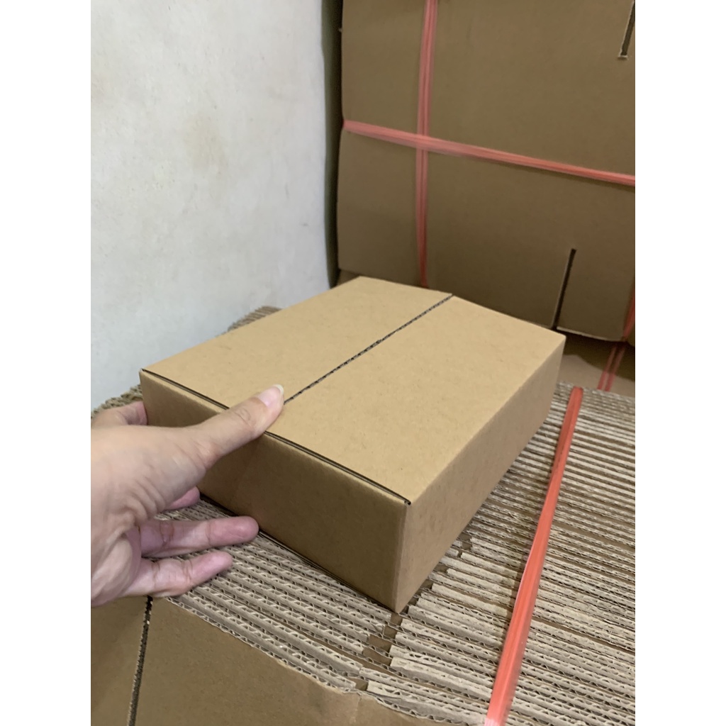 Bộ 20 Thùng Carton 20x16x6 cm