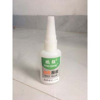 Keo dán đa năng nội địa Trung Quốc dán tất cả các vật liệu từ sắt, gỗ đến đồ thủy tinh, sành sứ thay thế tốt keo X2000