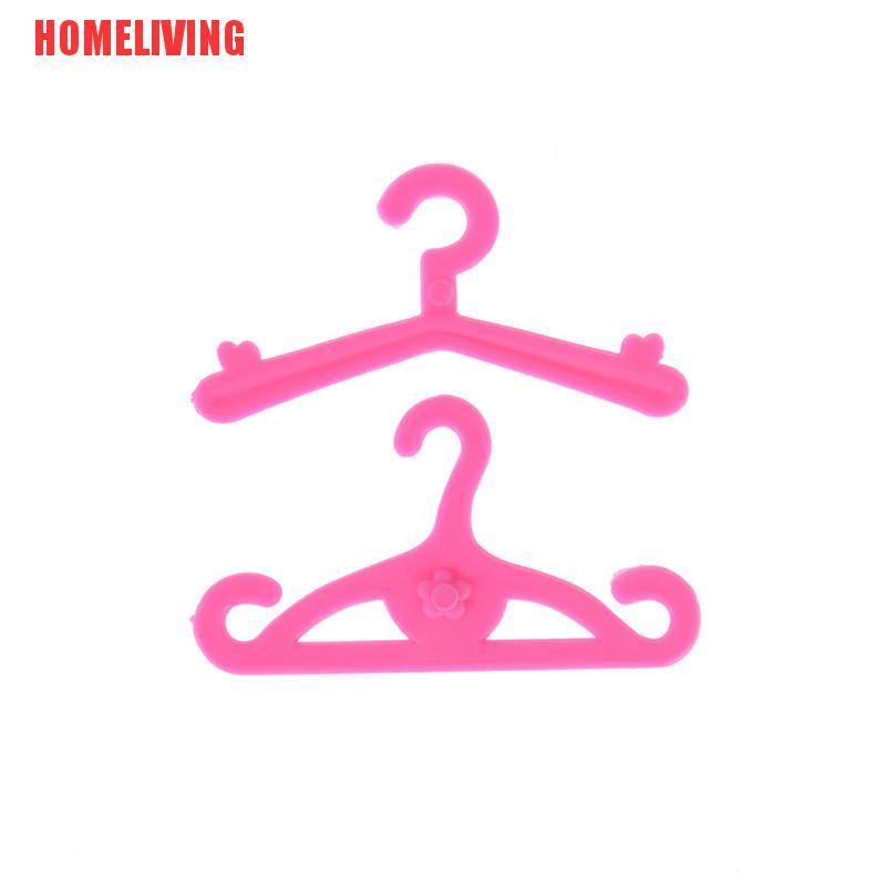 Set 20 Móc Treo Quần Áo Màu Hồng Cho Búp Bê Barbie