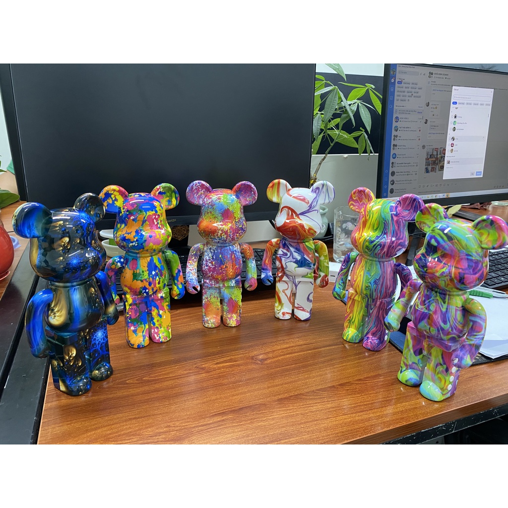 Loa Bluetooth Gấu BearBrick Hot Trend - Âm Đỉnh, Màu Sắc Sang Chảnh - Bảo Hành 6 Tháng