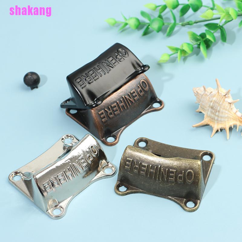 Dụng Cụ Mở Nắp Chai Gắn Tường Bằng Đồng Phong Cách Vintage Skk