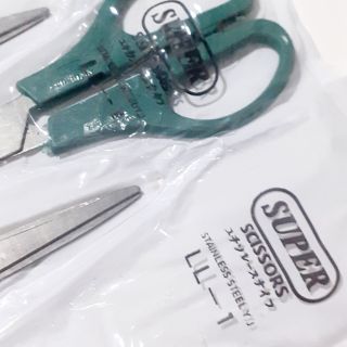 Kéo cắt thủ công cán nhựa (16cm)